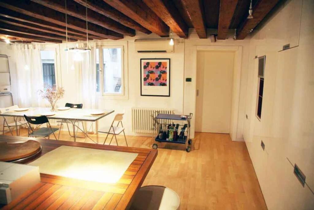 Bellissimo In Palazzo Storico Apartment