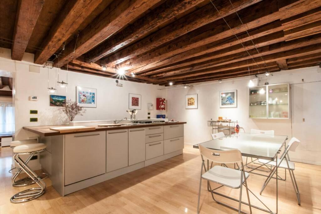 Apartment Bellissimo In Palazzo Storico *